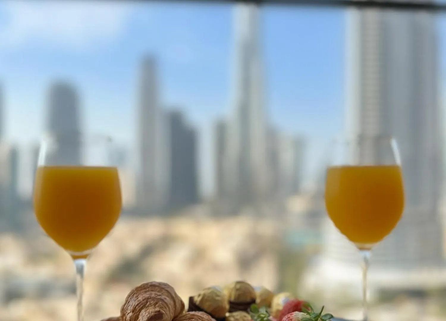 Best View In Dubai And Burj Khalifa View - 2 Bedroom - 3 Beds