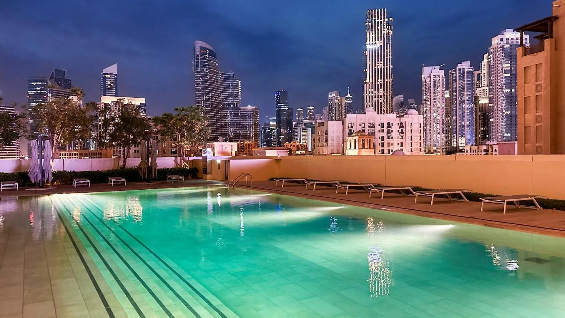 Best View In Dubai And Burj Khalifa View - 2 Bedroom - 3 Beds