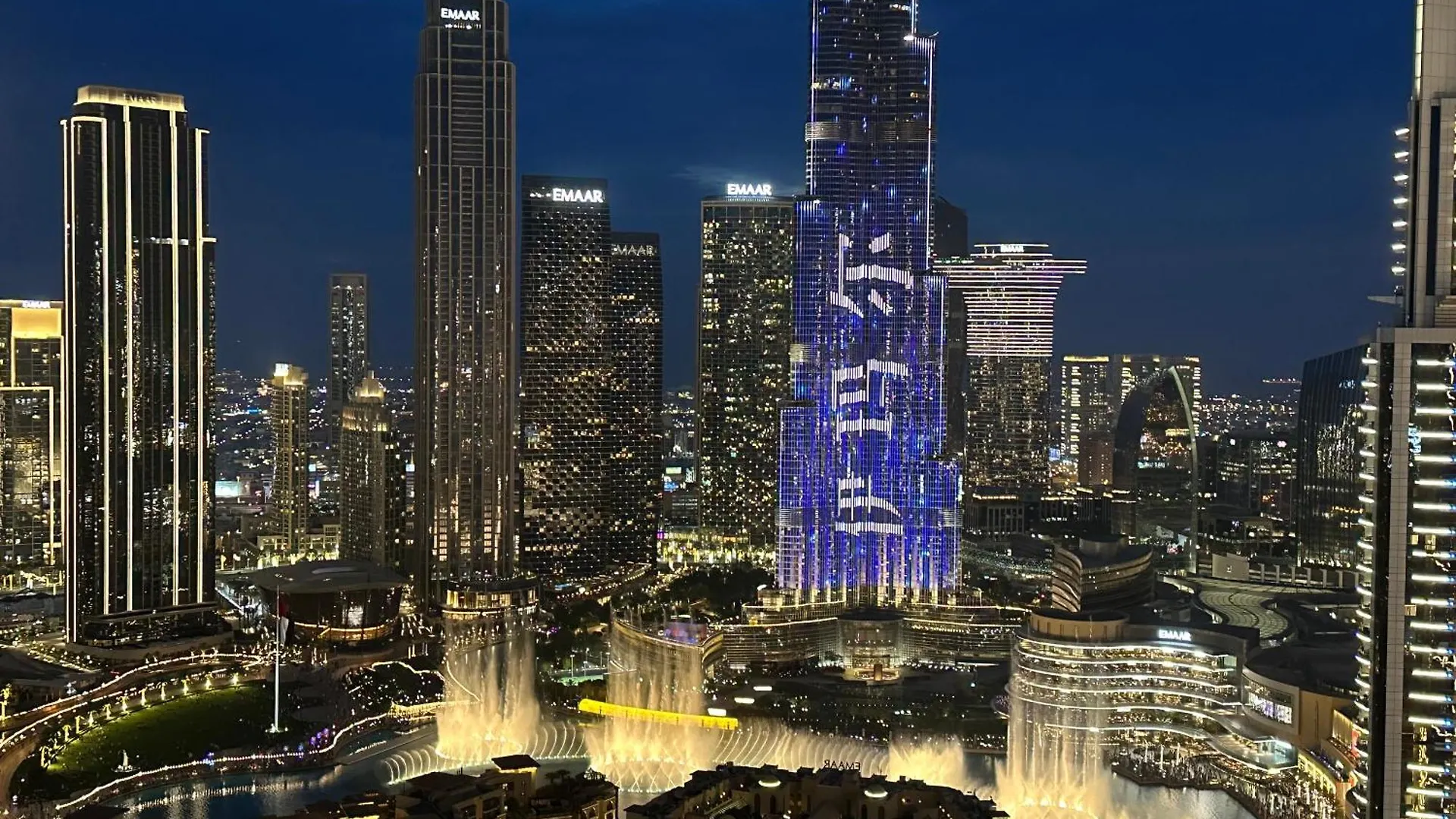 Best View In Dubai And Burj Khalifa View - 2 Bedroom - 3 Beds