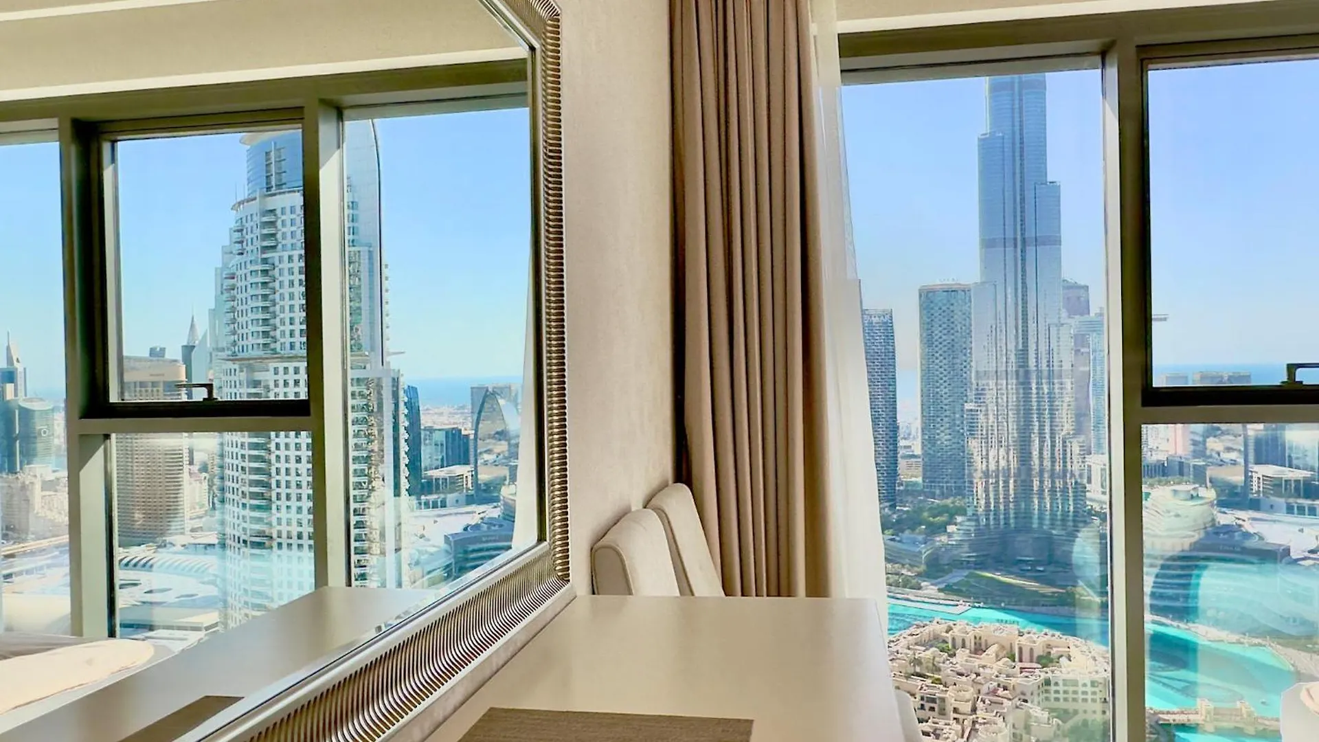 Best View In Dubai And Burj Khalifa View - 2 Bedroom - 3 Beds
