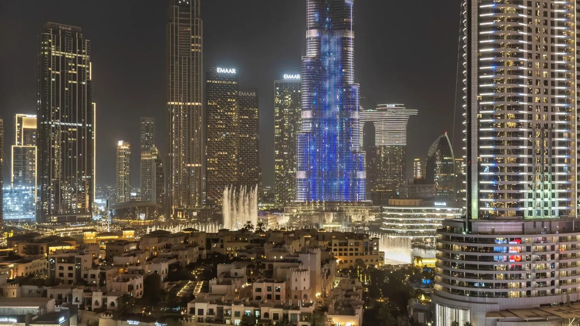 Best View In Dubai And Burj Khalifa View - 2 Bedroom - 3 Beds Apartment