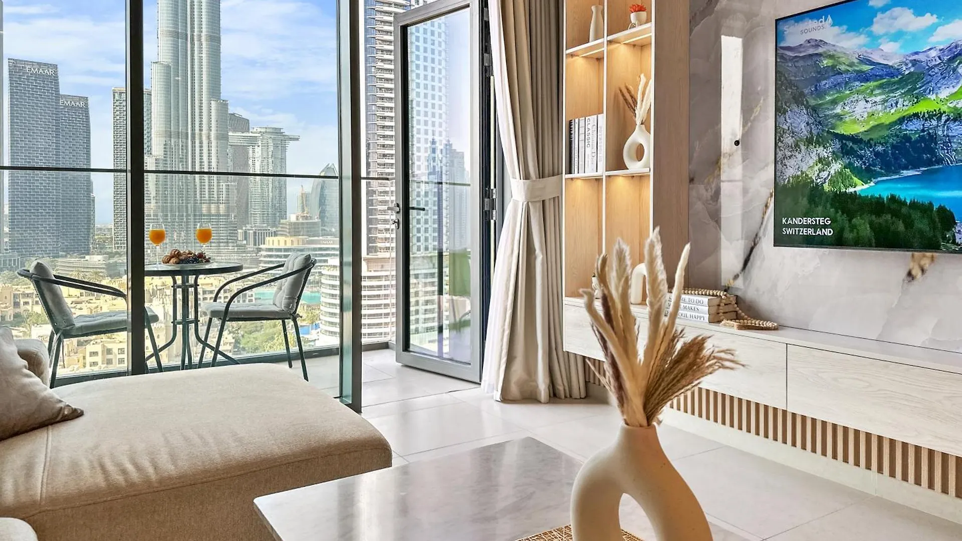 Best View In Dubai And Burj Khalifa View - 2 Bedroom - 3 Beds