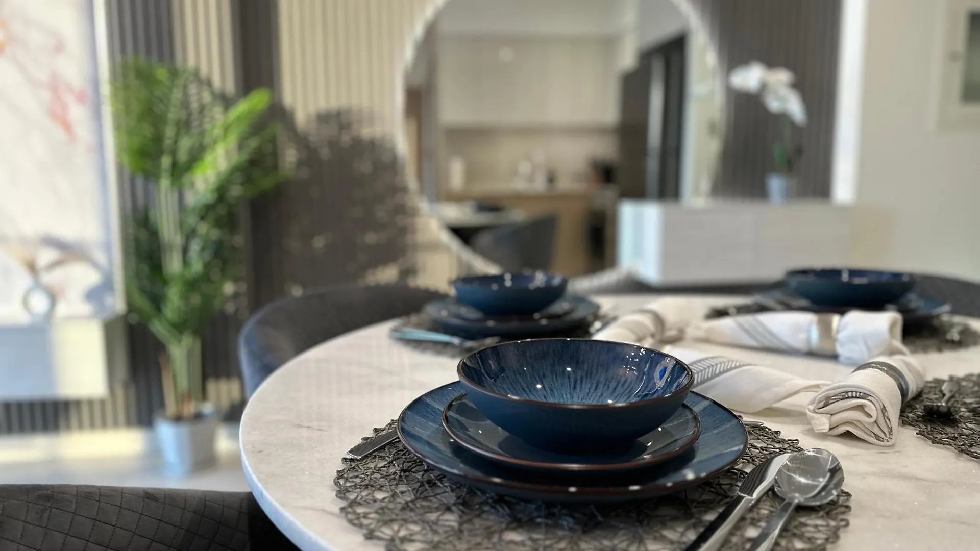 Best View In Dubai And Burj Khalifa View - 2 Bedroom - 3 Beds United Arab Emirates