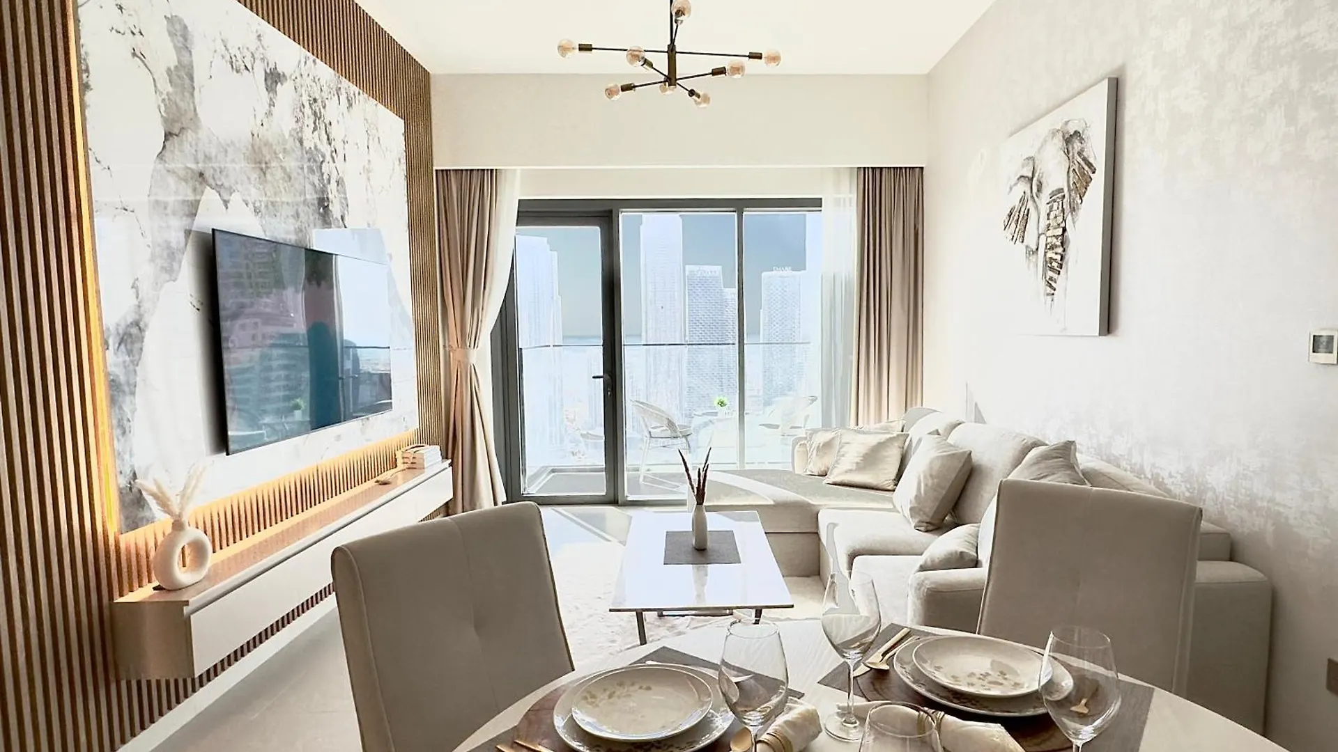 Best View In Dubai And Burj Khalifa View - 2 Bedroom - 3 Beds